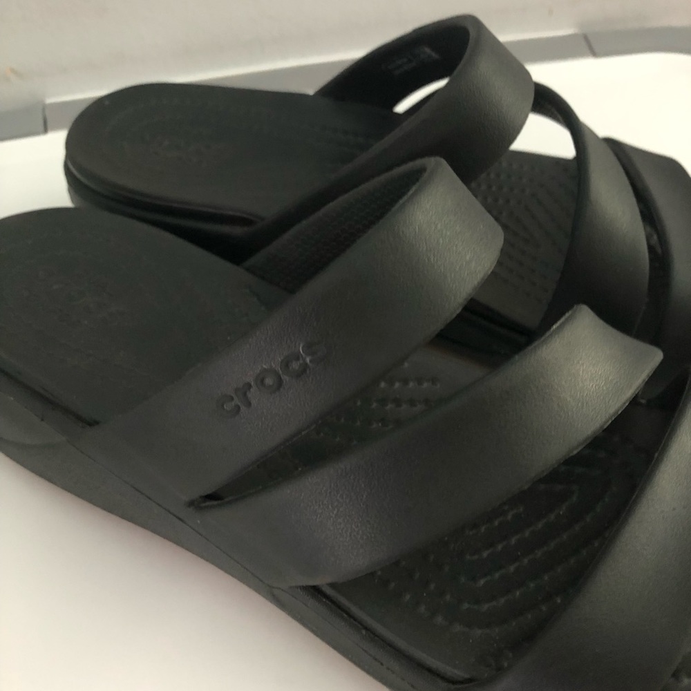 Crocs women’s - Picture 2 of 6
